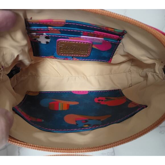 NEW Catchfly Studios "Cass" Cosmetic Pouch/Wristlet - Picture 3 of 4